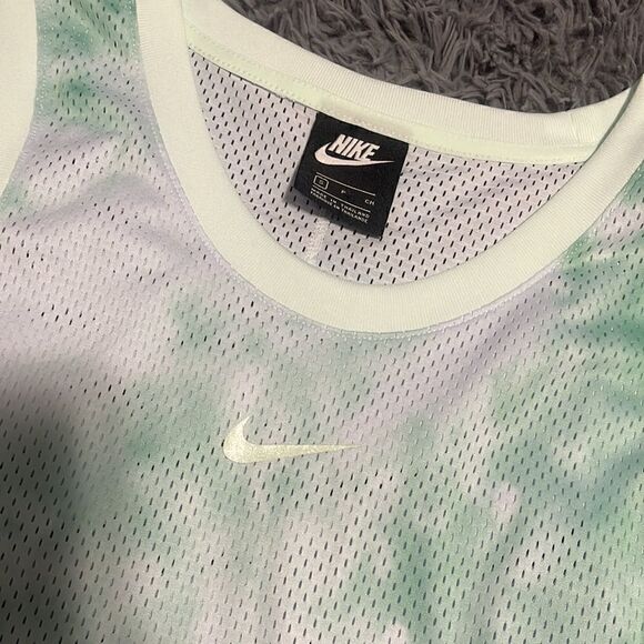 Nike | Sportswear Icon Clash Sky Dye Tank - Picture 4 of 4